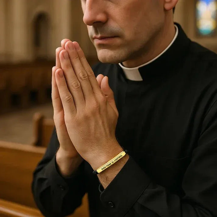 Dios Tiene El Control | Brazalete - TodoBacano